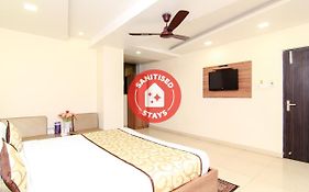 Oyo 13932 Hotel Pushpanjali